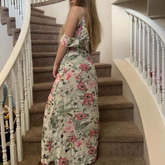 Floral Print Cold Shoulder Maxi Hi-Lo Dress - Picture 6 of 8